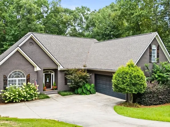 3714 Hamilton Rd, Opelika, AL 36804