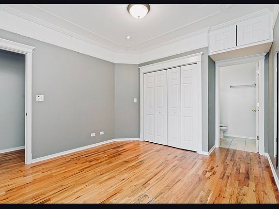 5th image of 3116 W Cullom Ave #3