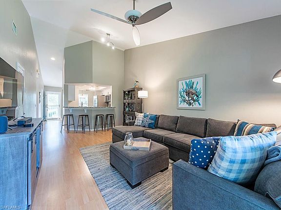 3rd image of 781 Wiggins Lake Dr #1-206
