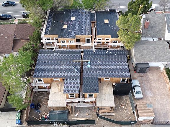 3rd image of 11348 Reseda Blvd