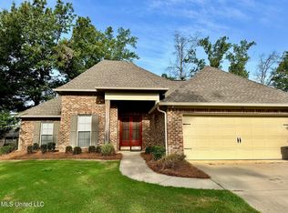 125 Trailbridge Xing, Canton, MS 39046