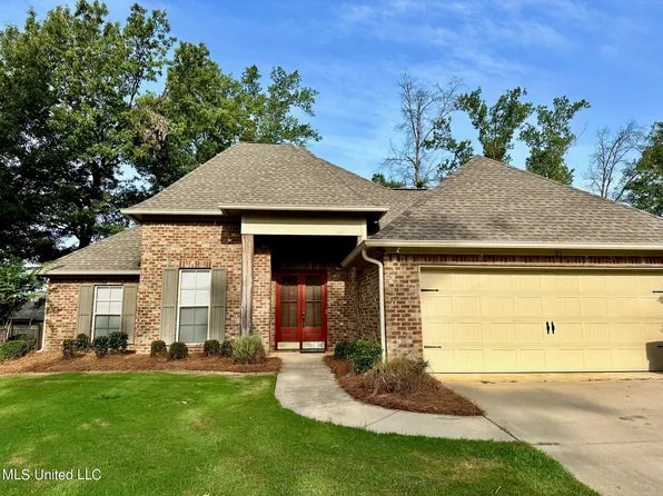 125 Trailbridge Xing, Canton, MS 39046