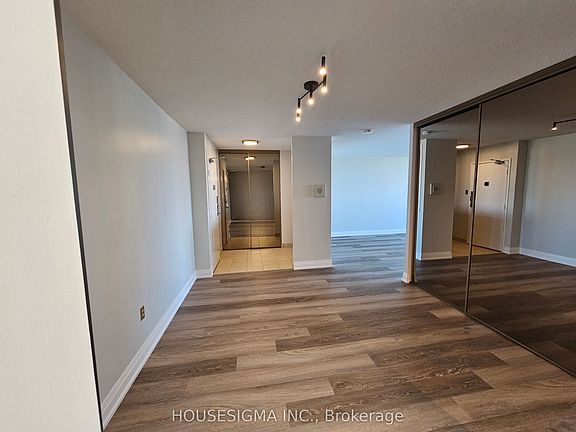 3rd image of 55 Huntingdale Blvd #1804