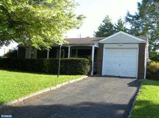 2944 Goentner Rd, Willow Grove, PA 19090
