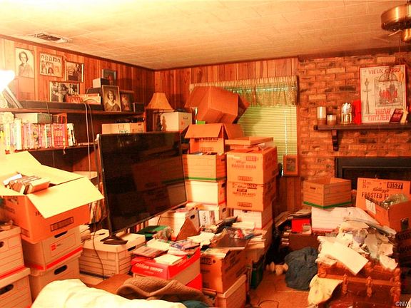 3rd image of 9241 Savanna Dr