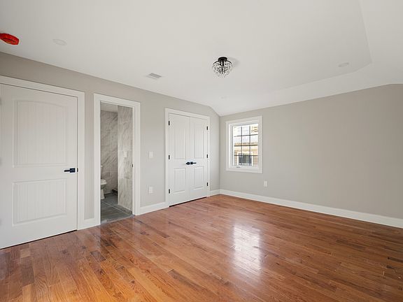 5th image of 190-51 111th Ave #2