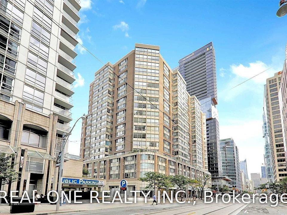 1st image of 711 Bay St #1612
