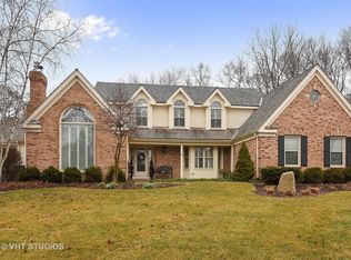 27027 W Wellington Ct, Lake Barrington, IL 60010