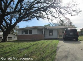 212 S Rice St, Lampasas, TX 76550