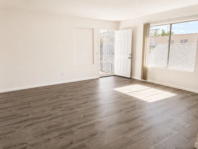 4457 Kansas St #5 — Photo 1