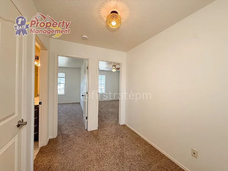 16042 N Saint Helens Dr — Photo 22