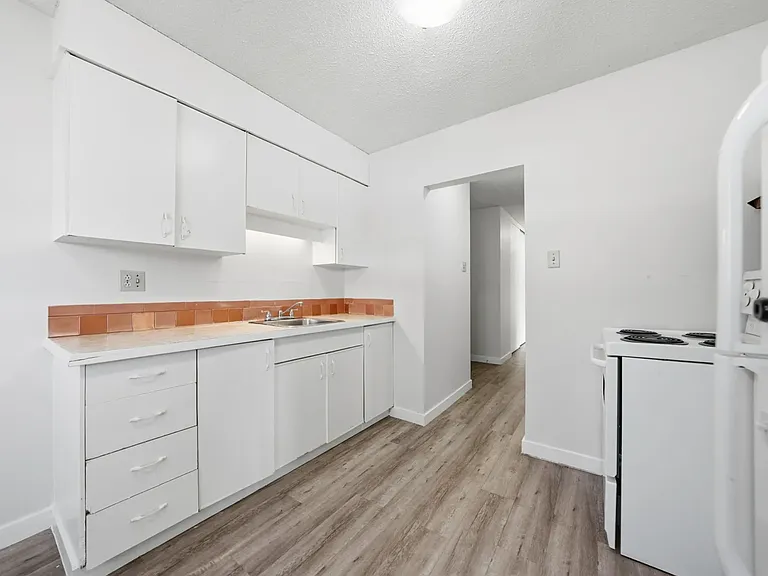 37 Sheppard St #106 — Photo 11