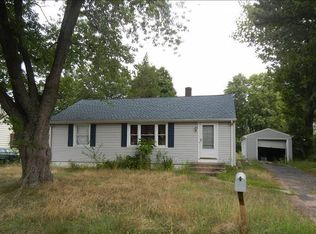 13 Parkview Rd, Wallingford, CT 06492