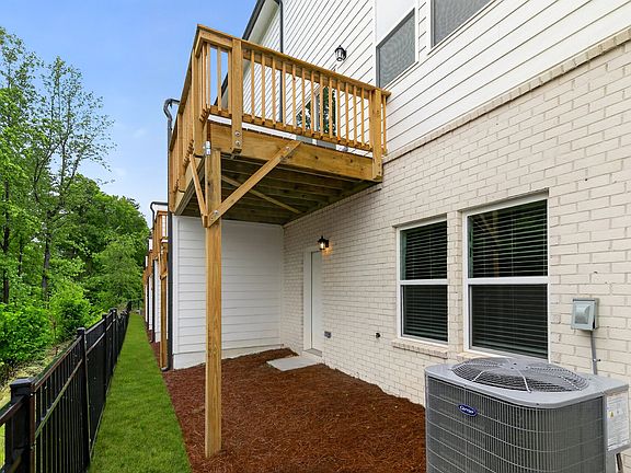 Townsat Creekside Hawkinswbasement 4