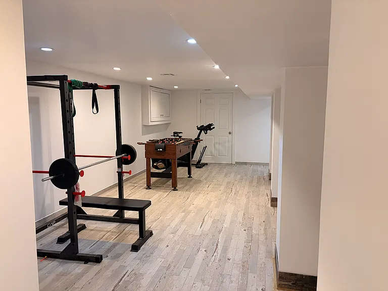 860 Lafayette Ave #2 — Photo 36