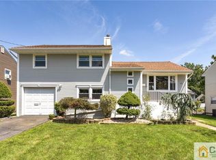 22 Hickock St, Fords, NJ 08863