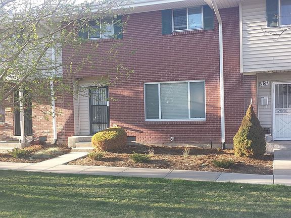 3rd image of 9161 E Mansfield Ave
