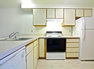 21903 58th Ave W APT E, Mountlake Terrace, WA 98043