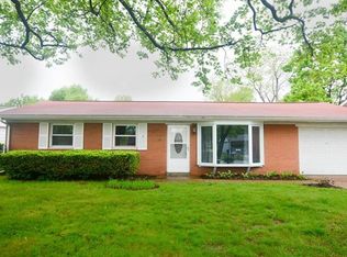 19 Concord Dr, Fairview Heights, IL 62208