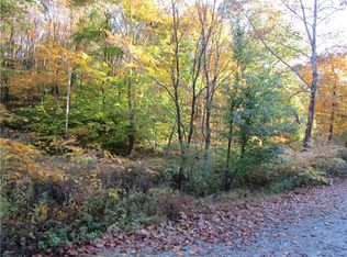 538 Oakford Park Rd, Jeannette, PA