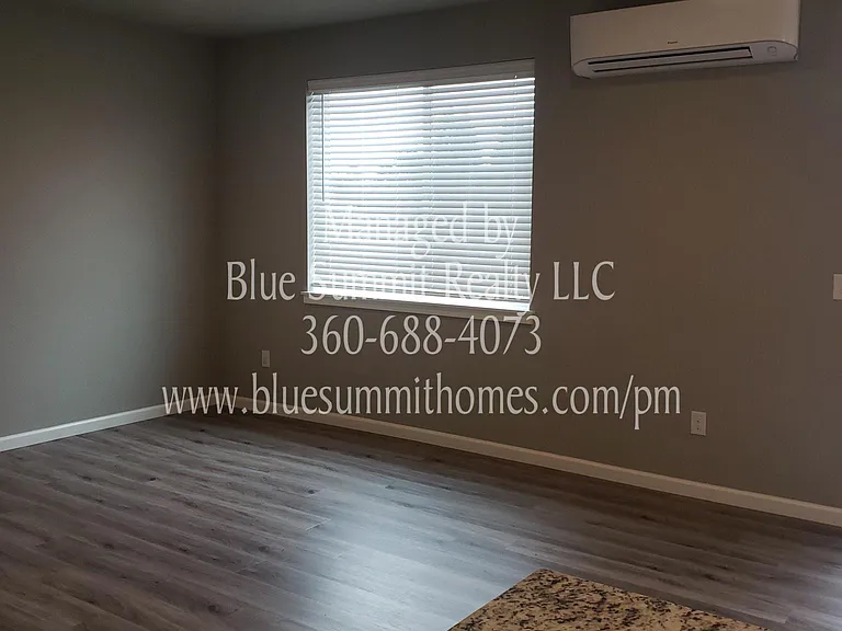3116 Ponderosa St NE #B — Photo 4