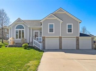 21209 W 53rd St, Shawnee, KS 66218