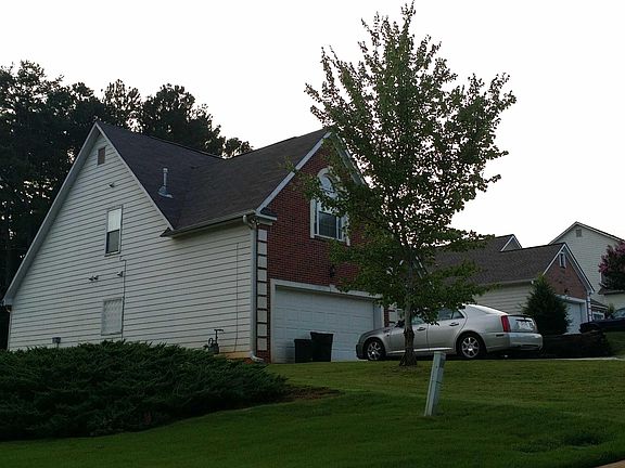 4th image of 4547 Garden City Dr