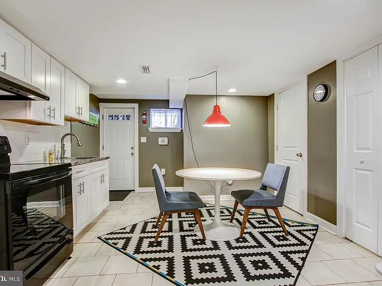 1612 Q St SE — Photo 17