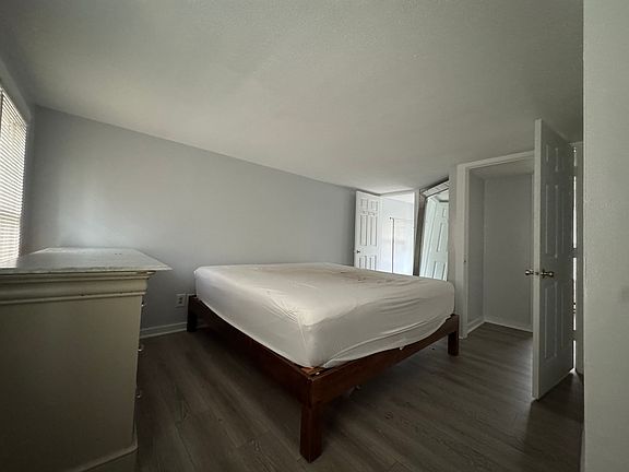 2nd image of 259 Main St S APT 4