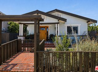933 Walnut Ave, Long Beach, CA 90813