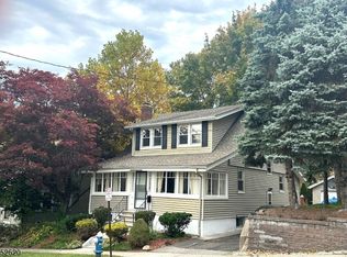 27 Ashwood Ter, West Orange, NJ