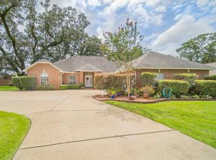 921 Brandermill Dr, Cantonment, FL 32533