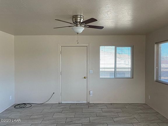 3rd image of 2479 Constellation Dr #2