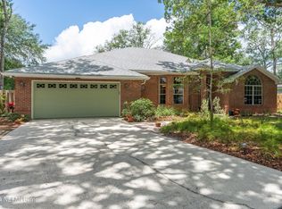 660 Hummingbird Ct, Saint Johns, FL 32259