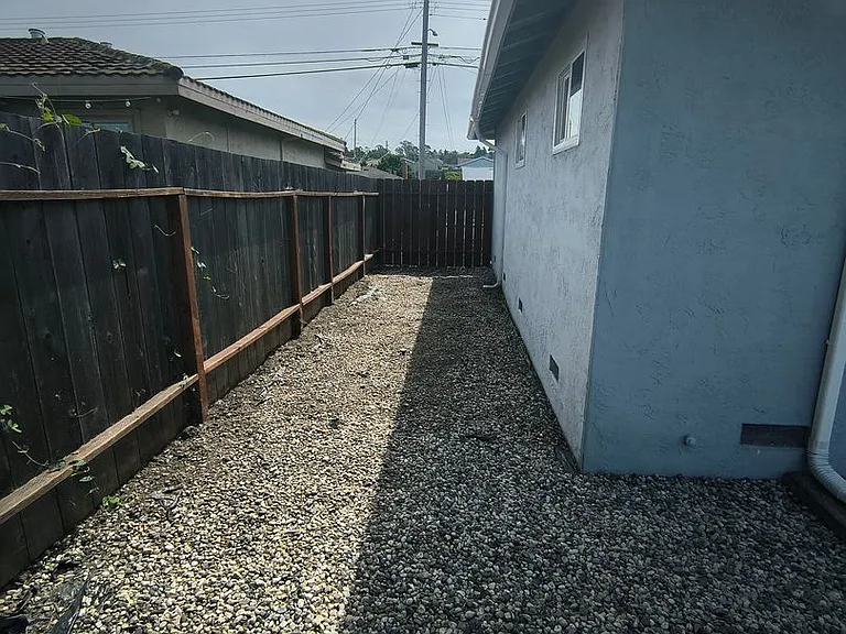 2275 Cypress Ave — Photo 47