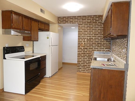 4th image of 2220 Ramsey Cir