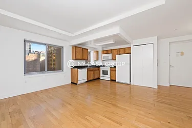 Rented by NY Casa Group