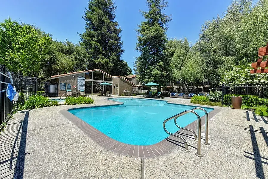 Villas Willow Glen — Photo 2