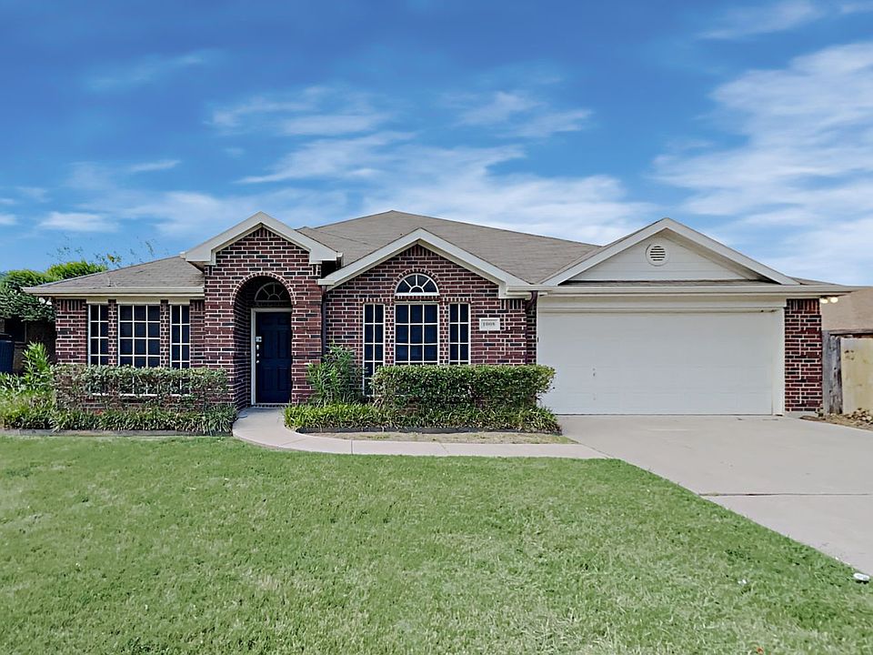 1st image of 1008 Hidden Lake Dr