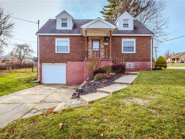 101 Starkey Blvd, Wintersville, OH 43953