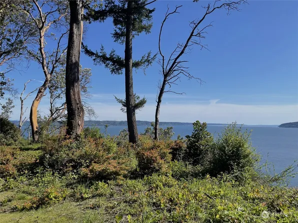 3839 G Mukilteo Way, Hat Island, WA 98206