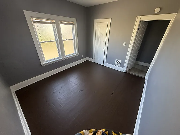 3412 E 147th St #1 — Photo 12