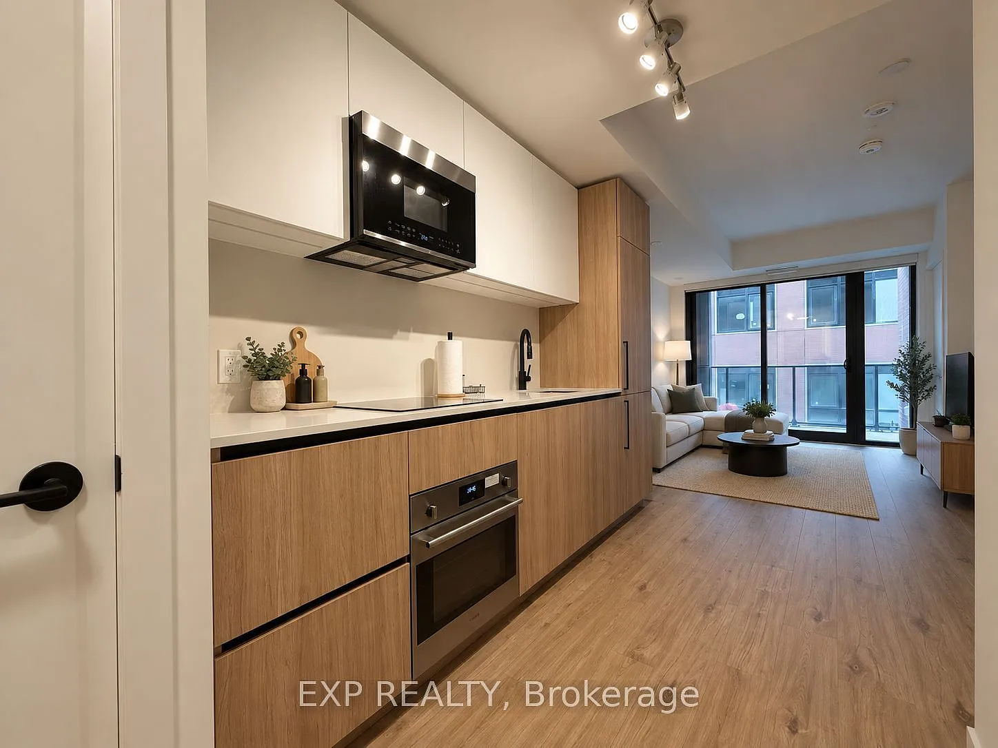 2 bed, $2,700 — Photo 2