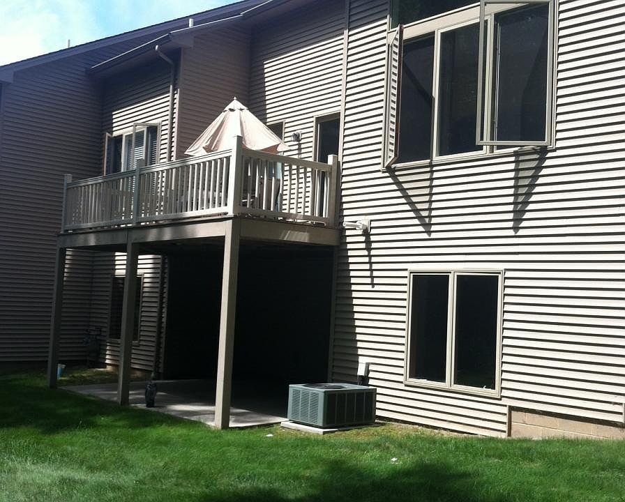 2nd image of 36 Neuchatel Ln
