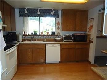 4th image of 6310 171st St SW