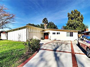 17955 Hatton St, Reseda, CA 91335
