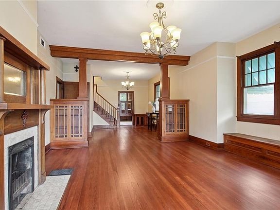 4th image of 1507 Brockenbraugh St