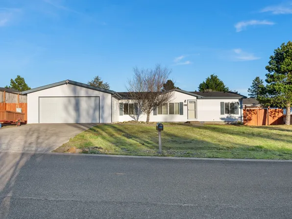 1410 Xylo St, Florence, OR 97439