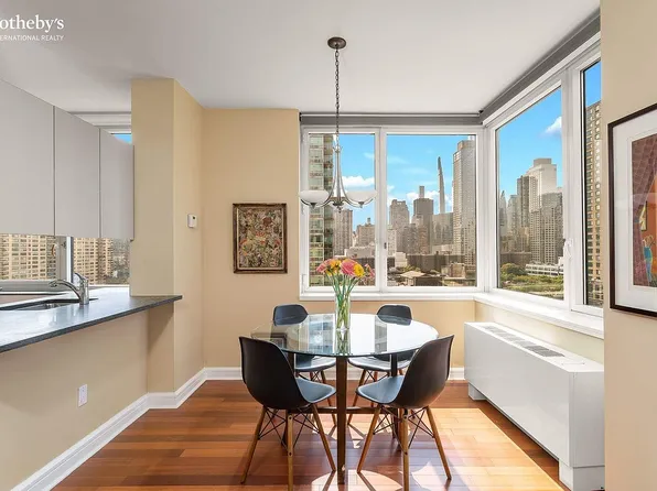 100 Riverside Blvd APT 19G, New York, NY 10069