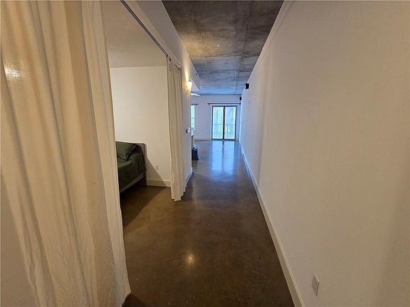 4th image of 845 Spring St NW Unit 104